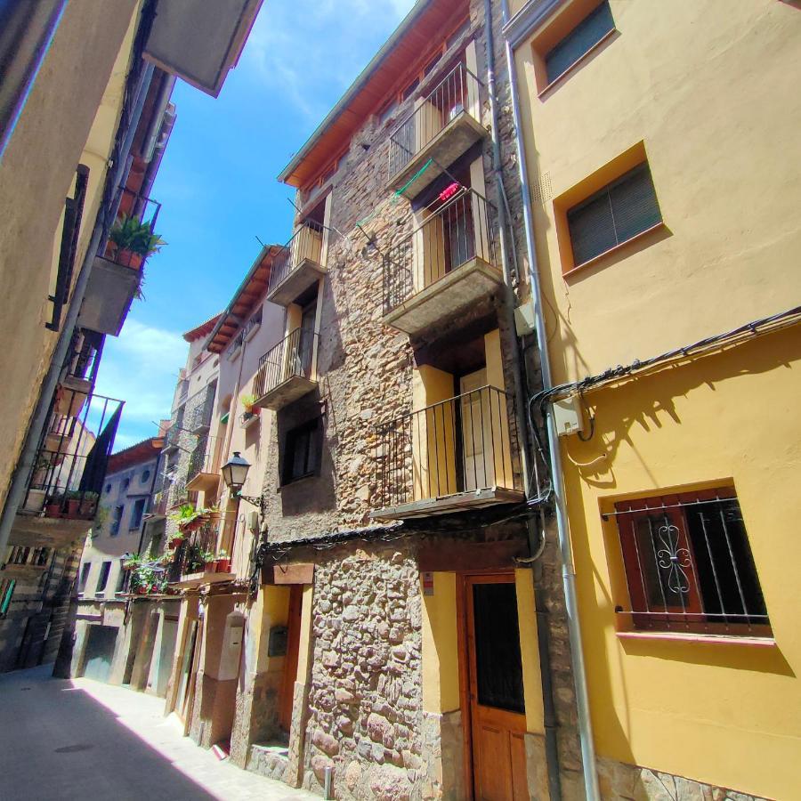 Casa Rural Cal Rocco Porta Del Pirineu La Pobla de Segur Exterior foto